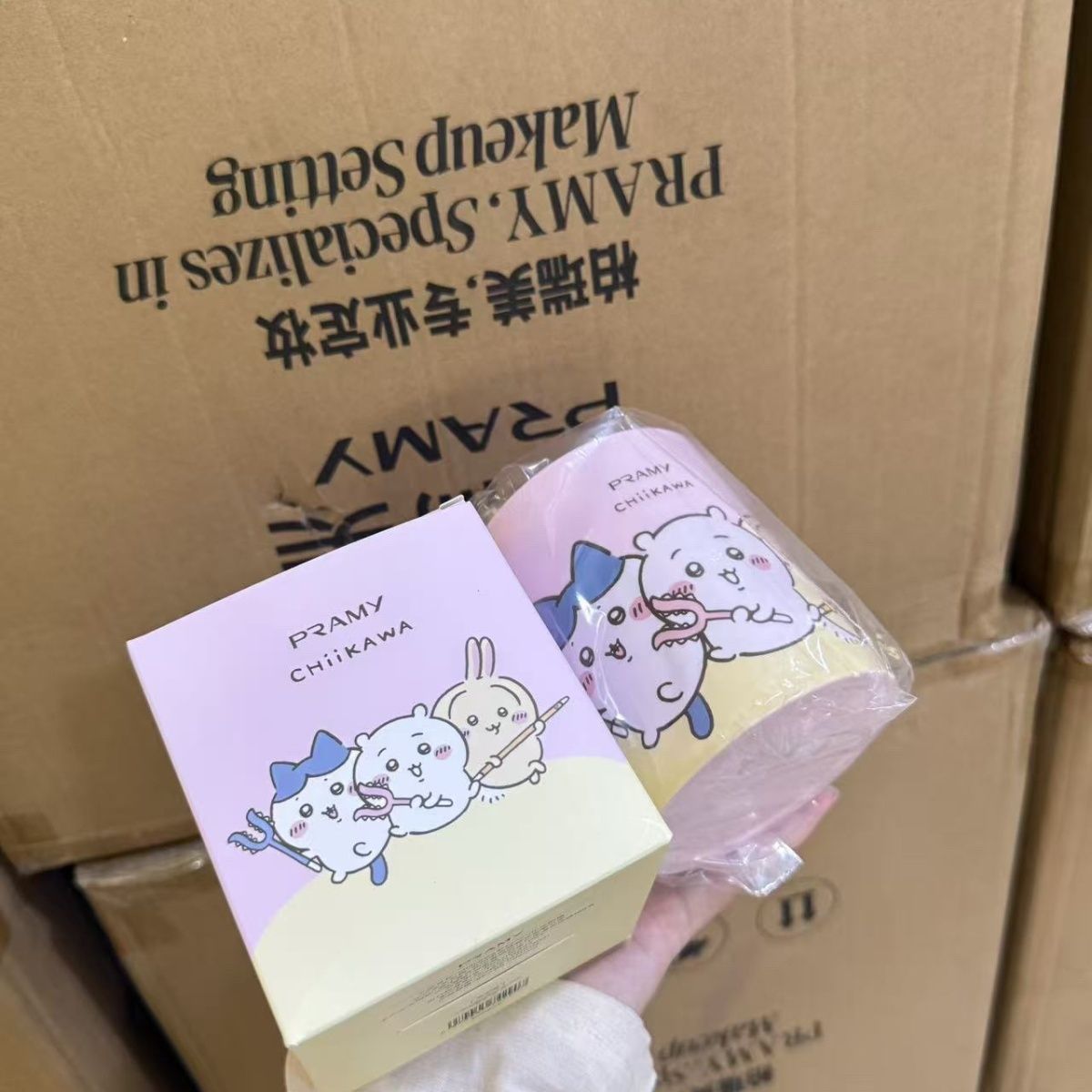 Chiikawa Co branded Makeup Bru - Home Office Organization ulasan dan harga